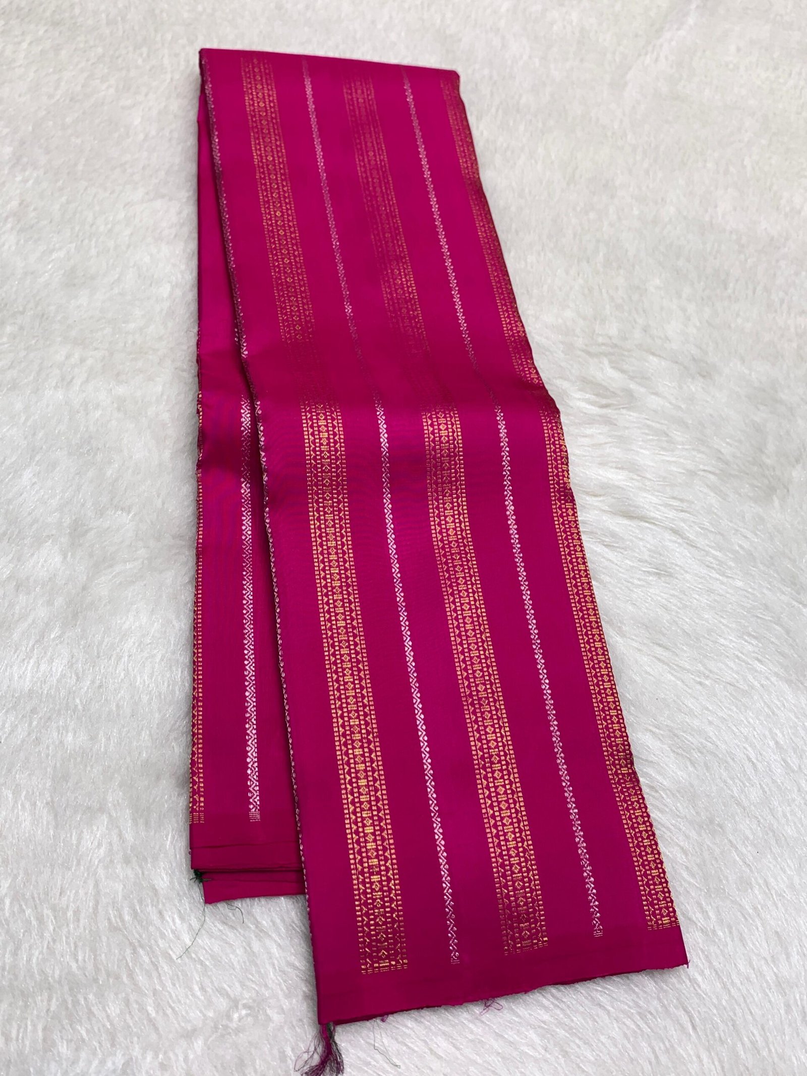 Pure Kancheepuram Handwoven Silk Saree with Zari | Silk Mark Assured - Image 2